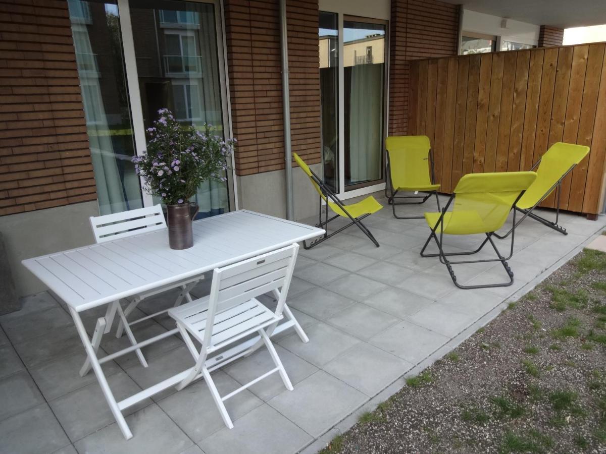 Bootsman gelijkvloers appartement met tuin en autostaanplaats Oostende Buitenkant foto